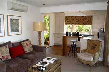 Arabella Guesthouse - Accommodation Gold Coast 7