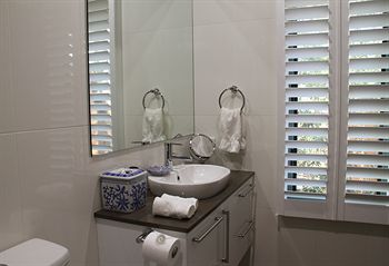 Arabella Guesthouse - Accommodation Gold Coast 11