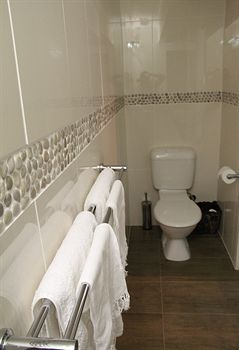 Arabella Guesthouse - Accommodation Gold Coast 21