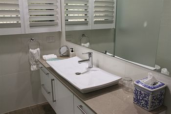 Arabella Guesthouse - Accommodation Gold Coast 23