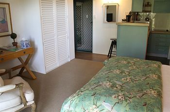 Arabella Guesthouse - Accommodation Gold Coast 26