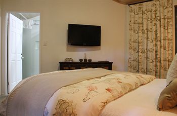Arabella Guesthouse - Accommodation Gold Coast 30