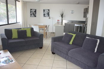 Mylos Apartments - Accommodation Gold Coast 9