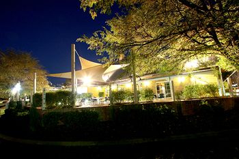 Macquarie Inn - Accommodation Gold Coast 5