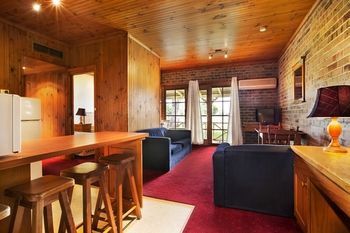 Macquarie Inn - Accommodation Gold Coast 12