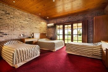 Macquarie Inn - Accommodation Gold Coast 29