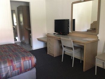 Nunawading Motor Inn - Gold Coast 4U 0