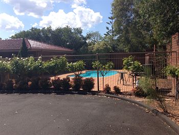 Nunawading Motor Inn - Gold Coast 4U 13