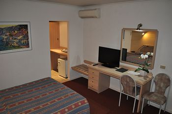 Nunawading Motor Inn - Gold Coast 4U 15