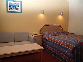 Nunawading Motor Inn - Gold Coast 4U 20