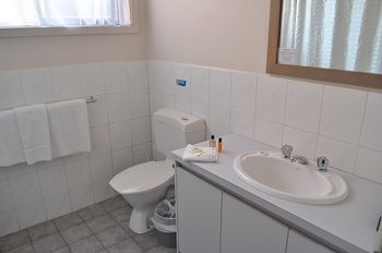 Nunawading Motor Inn - Gold Coast 4U 32