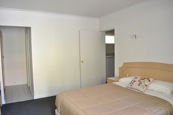 Nunawading Motor Inn - Gold Coast 4U 42