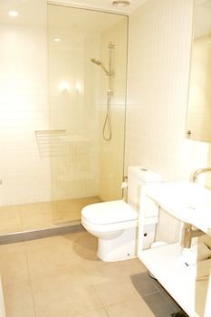 Apartments Melbourne Domain - South Melbourne - Accommodation Gold Coast 36