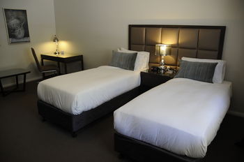 Riverside Oaks Golf Resort - Accommodation Gold Coast 16