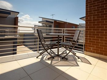 Everton Apartments - Accommodation Gold Coast 0