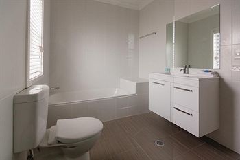 Everton Apartments - Accommodation Gold Coast 20