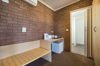 Colyton Hotel - Accommodation Gold Coast 26