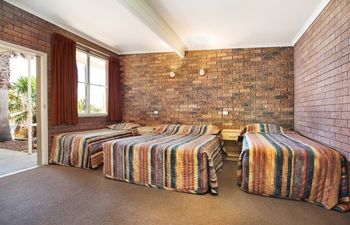Colyton Hotel - Accommodation Gold Coast 37