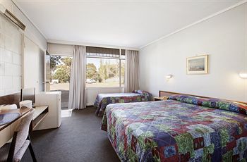 Parkway Hotel - Accommodation Gold Coast 8
