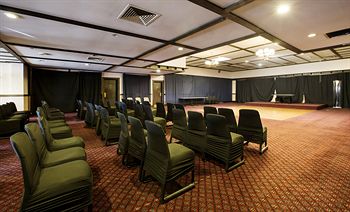Parkway Hotel - Accommodation Gold Coast 17
