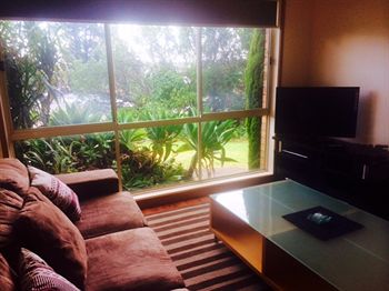 Australian Home Away @ East Doncaster Andersons Creek 1 - Accommodation Gold Coast 12