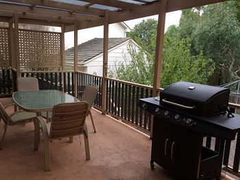 Australian Home Away @ Doncaster Grange Park - Accommodation Gold Coast 1