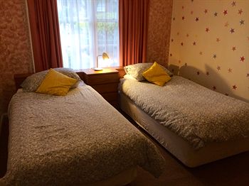 Australian Home Away @ Doncaster Grange Park - Accommodation Gold Coast 5