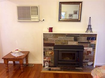 Australian Home Away @ Doncaster Grange Park - Accommodation Gold Coast 18