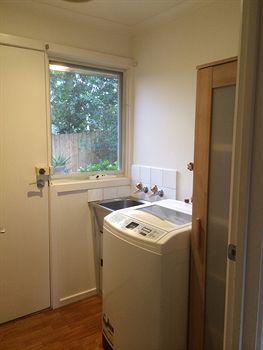 Australian Home Away Doncaster Elgar 2 - Accommodation Gold Coast 5