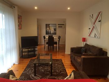 Australian Home Away Doncaster Elgar 2 - Accommodation Gold Coast 14