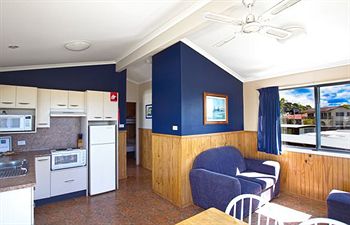 South Coast Retreat - Accommodation Gold Coast 8