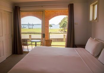South Coast Retreat - Accommodation Gold Coast 23
