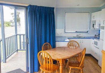 South Coast Retreat - Accommodation Gold Coast 26
