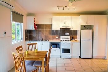 South Coast Retreat - Accommodation Gold Coast 27