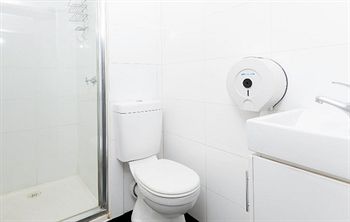 Barkly Backpackers - Hostel - Accommodation Gold Coast 0