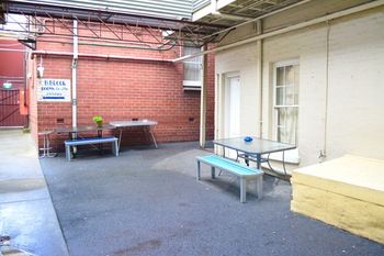 Oslo Hotel - Hostel - Accommodation Gold Coast 27