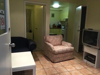 Oslo Hotel - Hostel - Accommodation Gold Coast 42