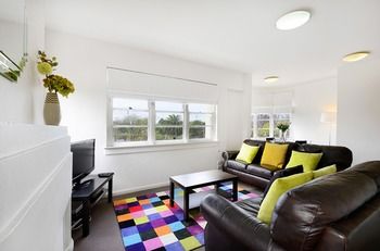 Albert Road Serviced Apartments - Accommodation Gold Coast 3