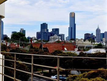 Albert Road Serviced Apartments - Accommodation Gold Coast 6