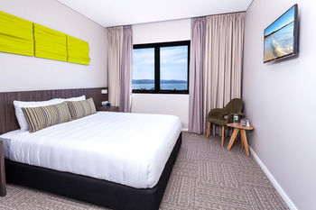Ibis Styles The Entrance - Accommodation Gold Coast 5