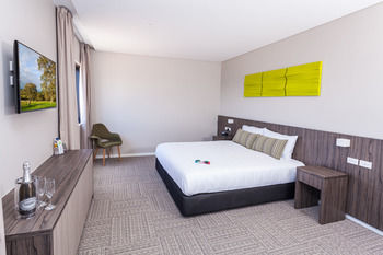Ibis Styles The Entrance - Accommodation Gold Coast 7