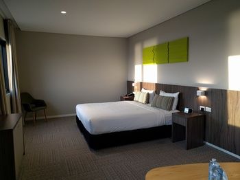 Ibis Styles The Entrance - Accommodation Gold Coast 15