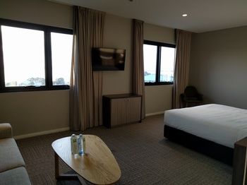 Ibis Styles The Entrance - Accommodation Gold Coast 16