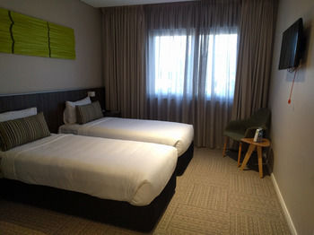 Ibis Styles The Entrance - Accommodation Gold Coast 23