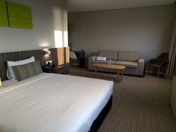 Ibis Styles The Entrance - Accommodation Gold Coast 25