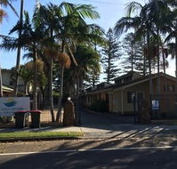 El Lago Waters Tourist Park - Accommodation Gold Coast