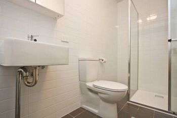 The Star Apartments - Accommodation Gold Coast 2