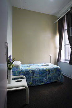 The George Street Hotel - Hostel - Accommodation Gold Coast 12