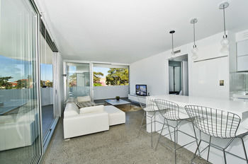 Bondi Beach Apartments - Accommodation Gold Coast 2