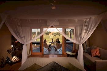 Zoofari Lodge, Taronga Western Plains Zoo - Accommodation Gold Coast 0